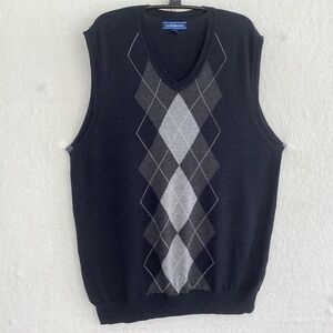Croft & Barrow black and gray Grandpacore, academia, argyle knit v neck vest L